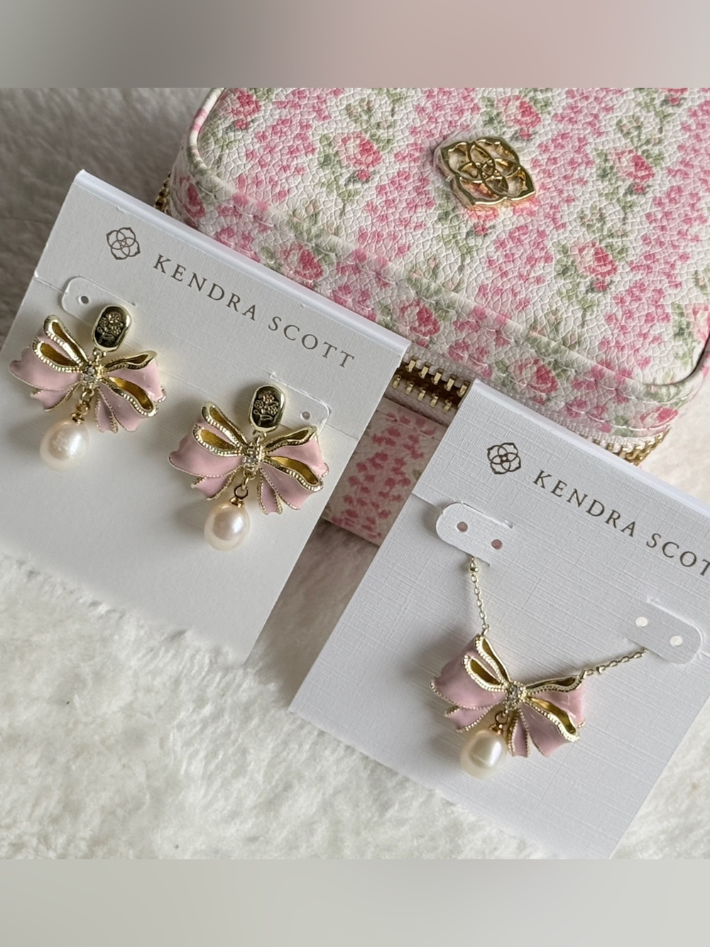 Kendra Scott x LoveShackFancy Pearl Bow Necklace and Earring Set